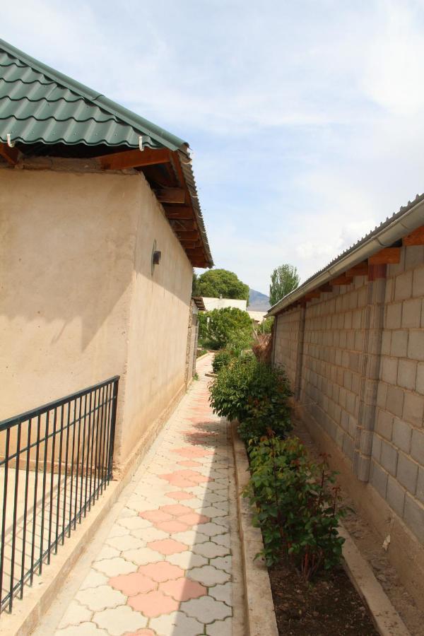 Guest House Semetei Bokonbayevo Exterior photo